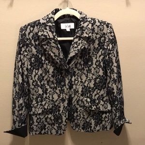 Women’s suit jacket